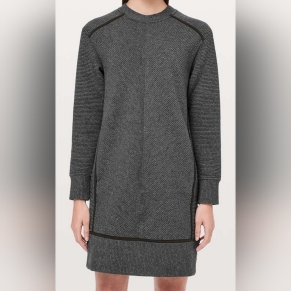 Lululemon gray womens On Repeat Dress Size 6 long sleeve oversized fit pockets - Picture 1 of 6